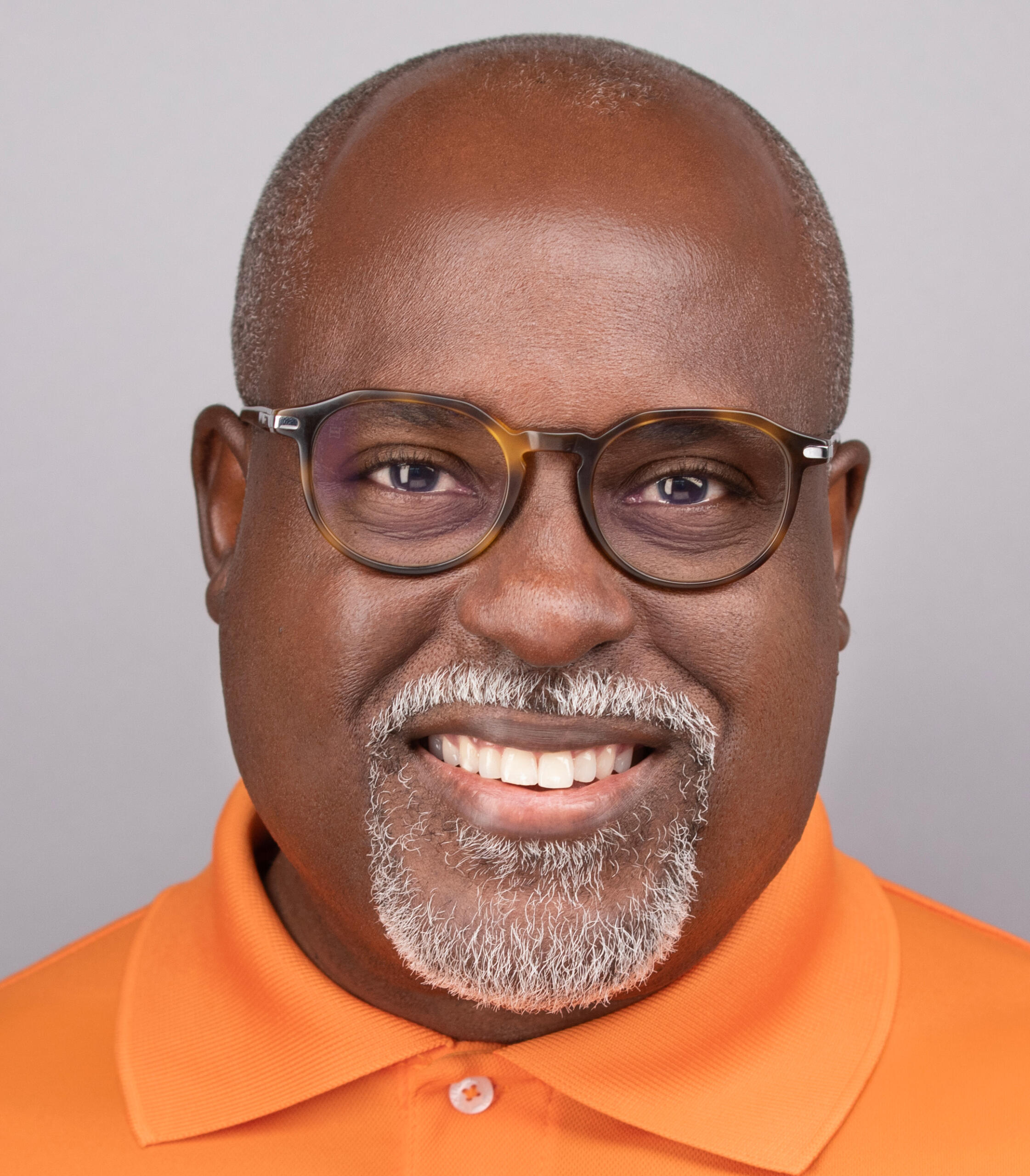 Julian Greig - Headshot Picture Julian Greig - Headshot Pic